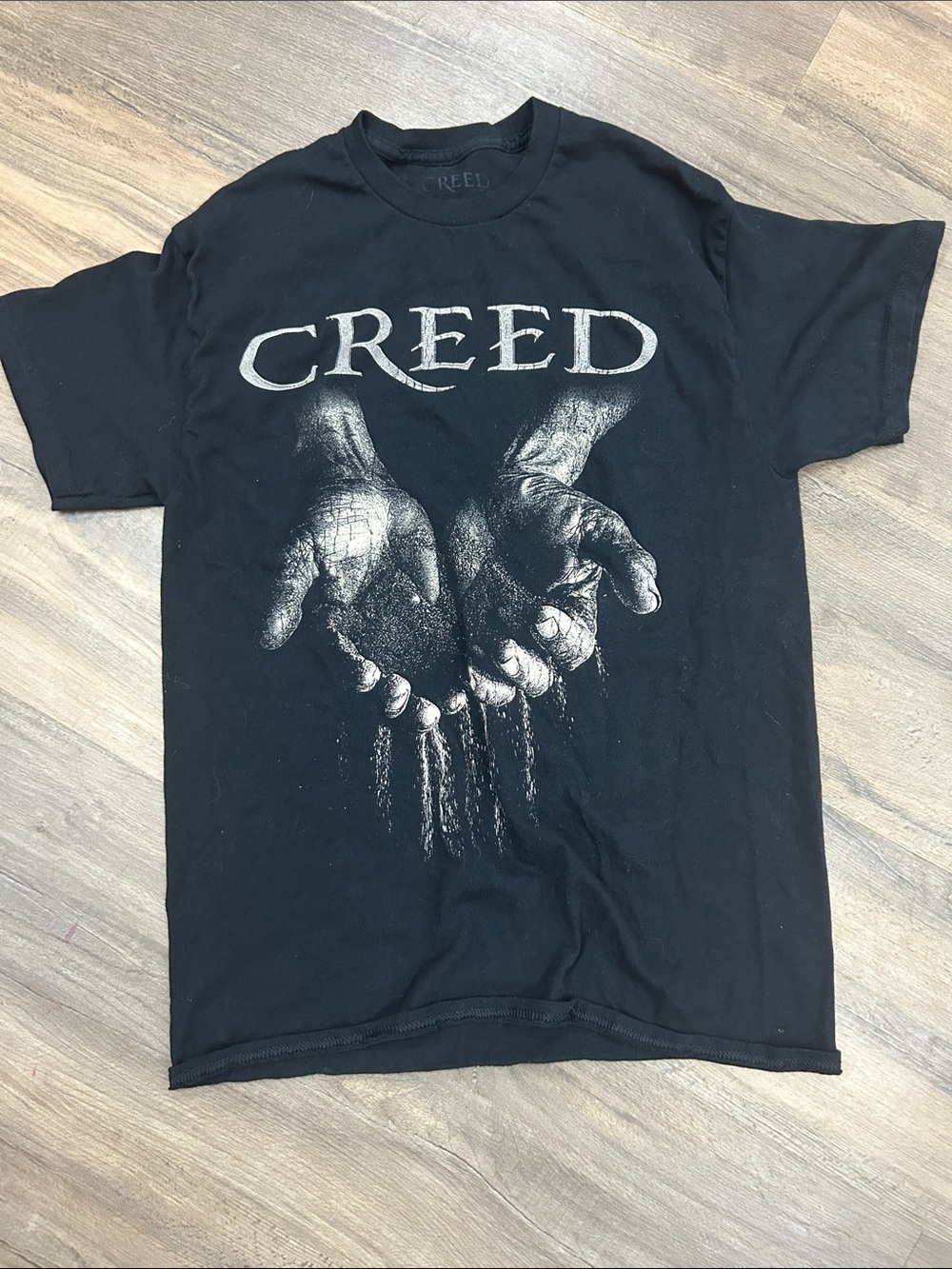 Creed Mens Medium Black Tee with White Hand Graphic - Men's Short Sleeve